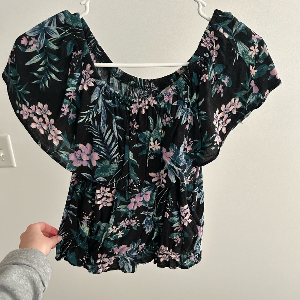American Eagle Outfitters Blue Flutter Sleeve Blouse